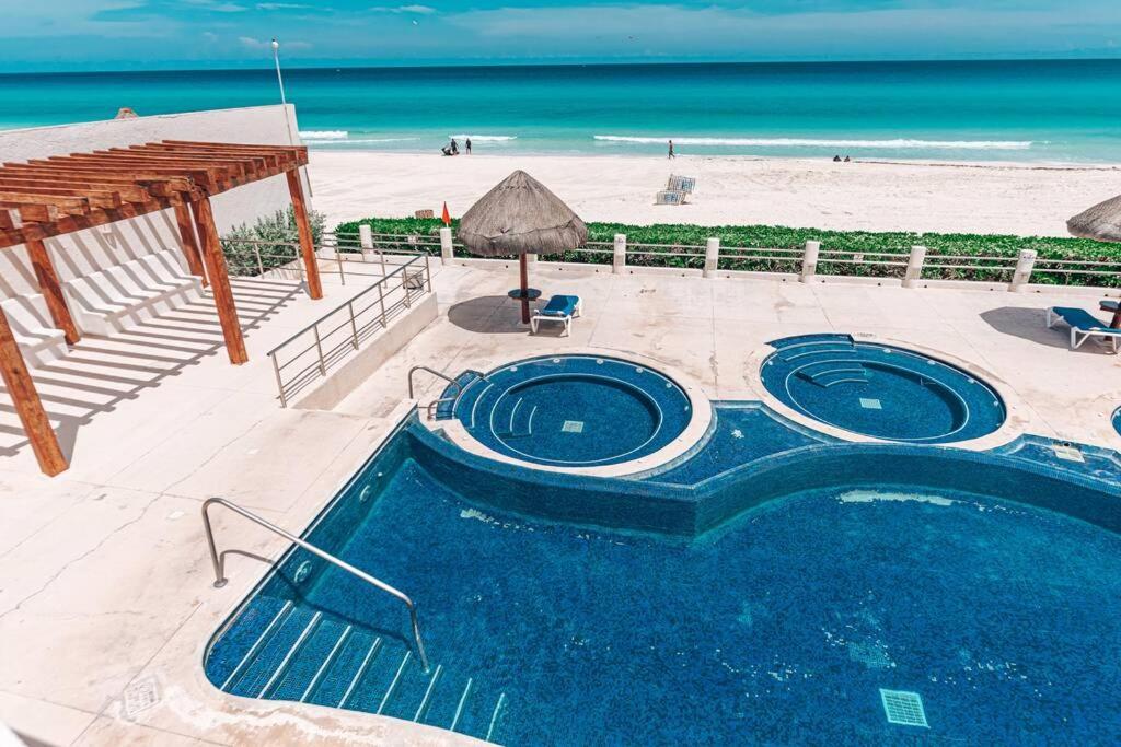 Villas Marlin 108, A Pie De Playa, Albercas, Jacuzi, Ubicacion Inmejorable Cancún Eksteriør bilde